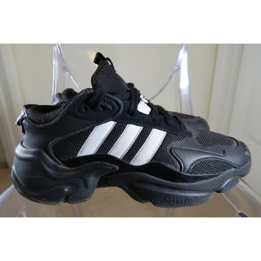 Size 8.5 - adidas Magmur Runner Black White 2019
